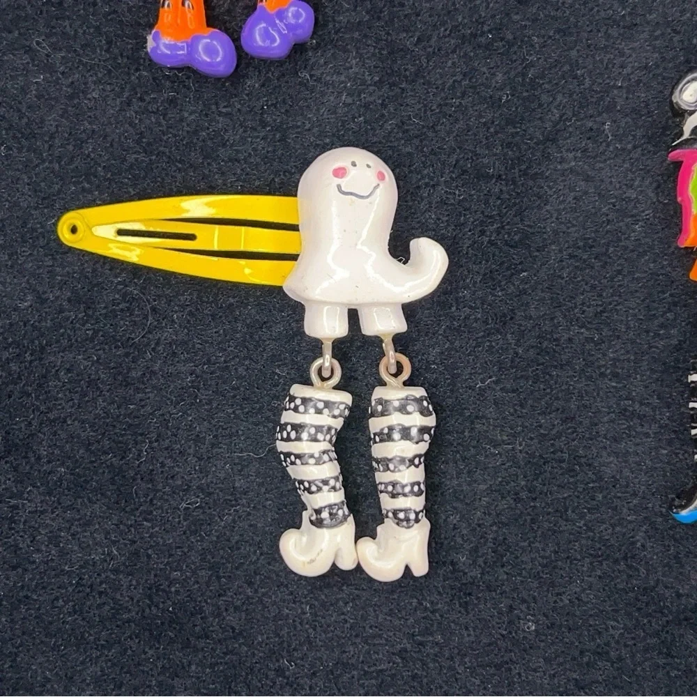 Vintage Set Of 4 Halloween 90s Era Hair Clips Orange Purple Ghost Witch Goth